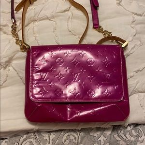Crossbody Louis Vuitton Vernis—-Authentic—OBO